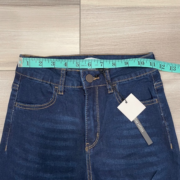 NWT REVAMPED DENIM High Rise Distressed Jeans with Stretch Size 00 - Picture 6 of 9